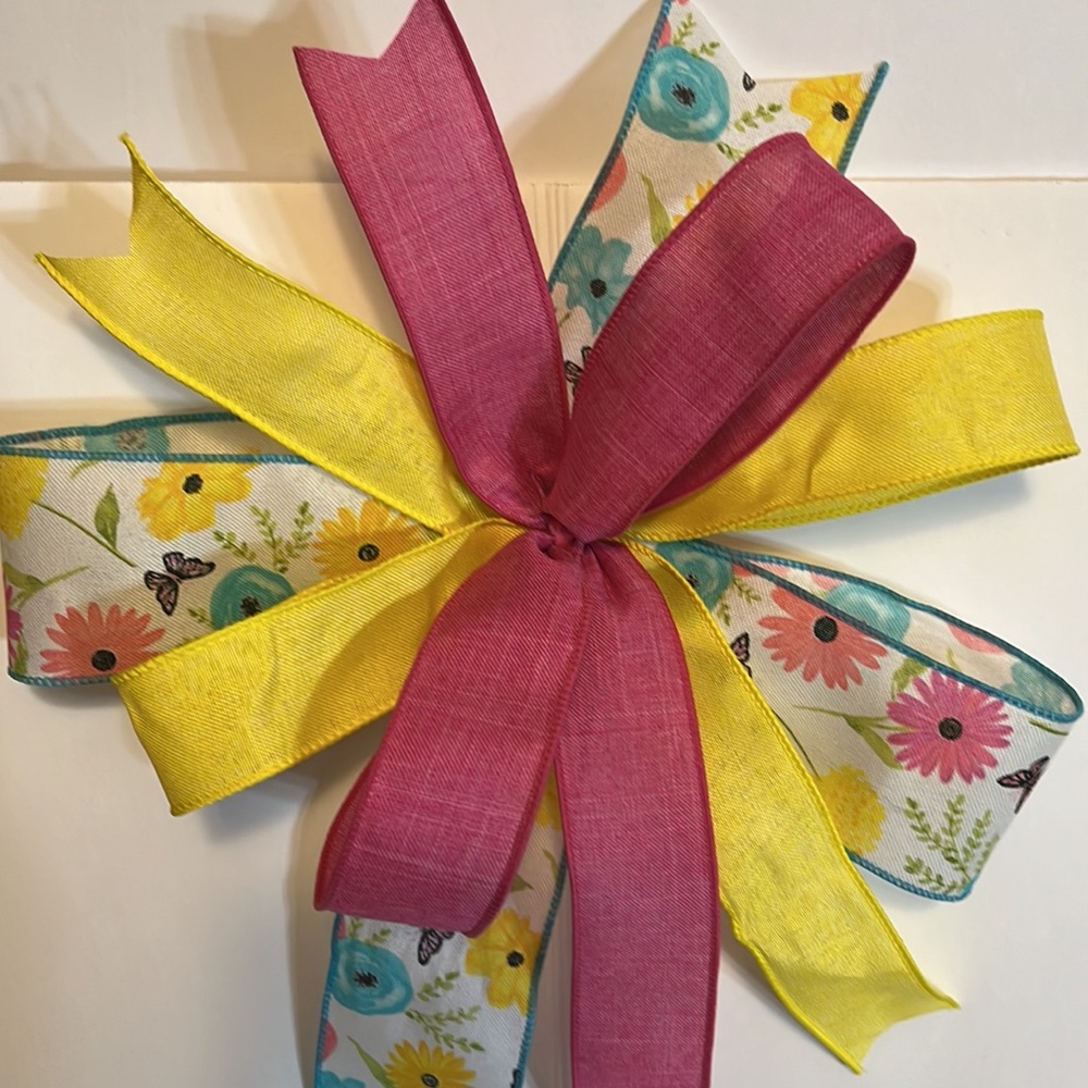 Spring accent bow - Picture 4 of 4